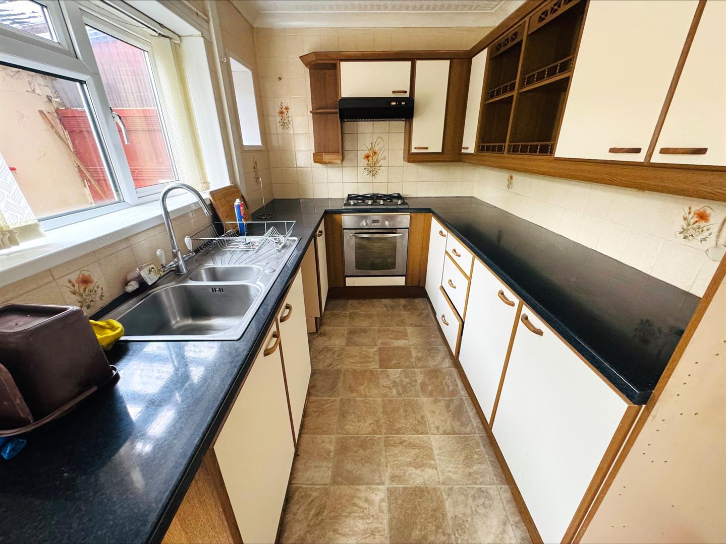 Dwyfor, Llanelli, SA14 9EH